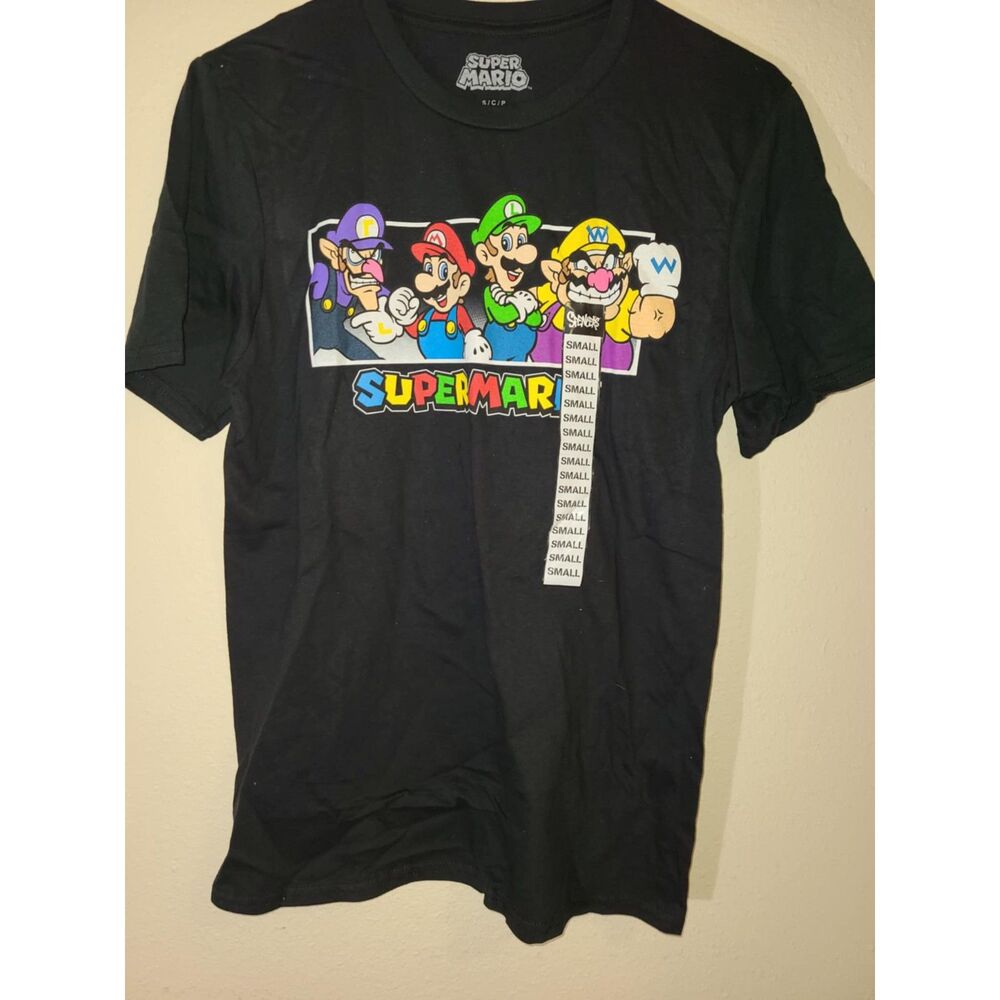 Mario T-Shirt Men's Small SUPER MARIO BROS Luigi Wario Nintendo Video Yoshi